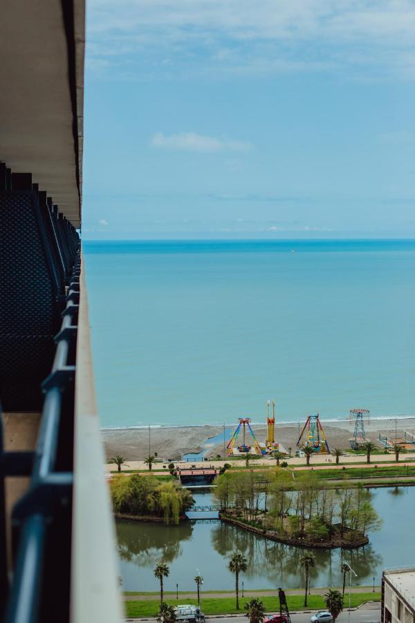 Ferienwohnung V. Orbi City Batumi Exterior foto